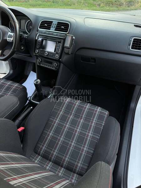Volkswagen Polo GTI-LOOK/0RG.K.M/