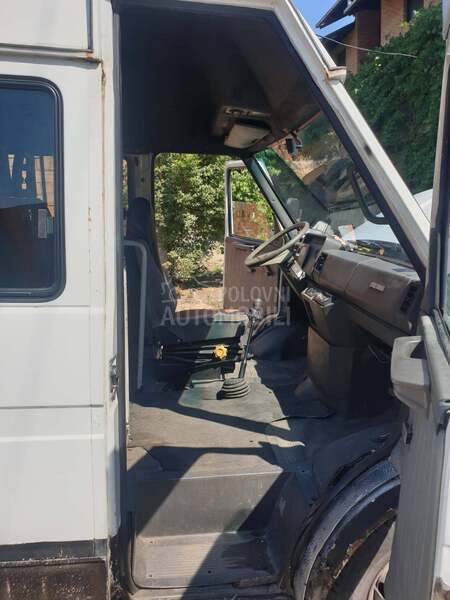 Iveco 40.10 HNMPK
