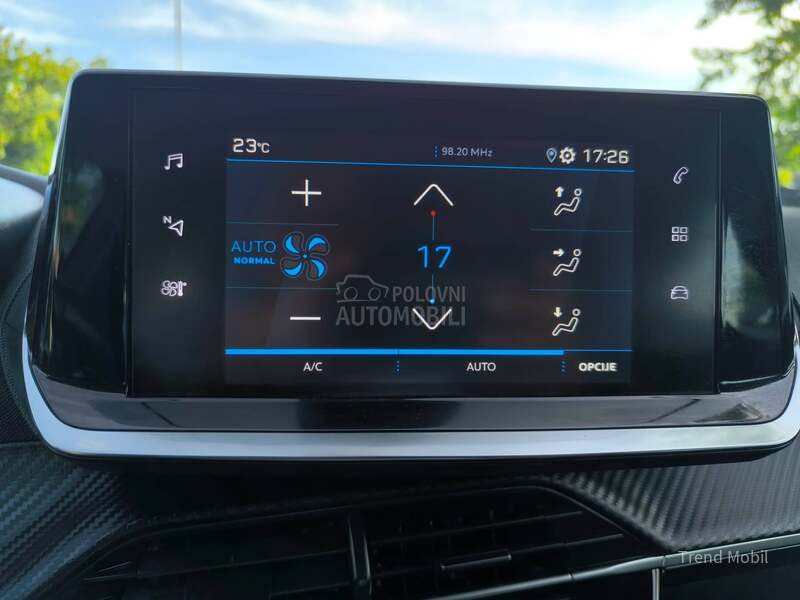 Peugeot 2008 1.2 Avtomatic
