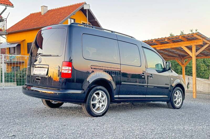 Volkswagen Caddy MAXI 7 SED NA-VI T0P