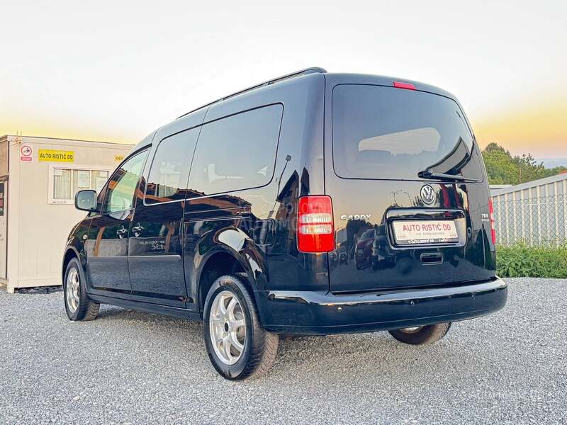 Volkswagen Caddy MAXI 7 SED NA-VI T0P