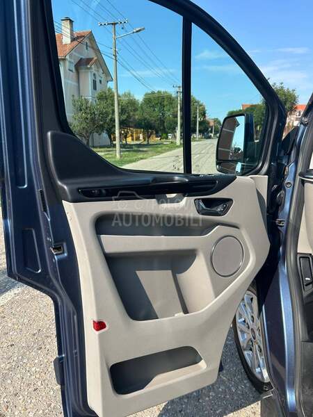 Ford Tourneo Custom Tranzit