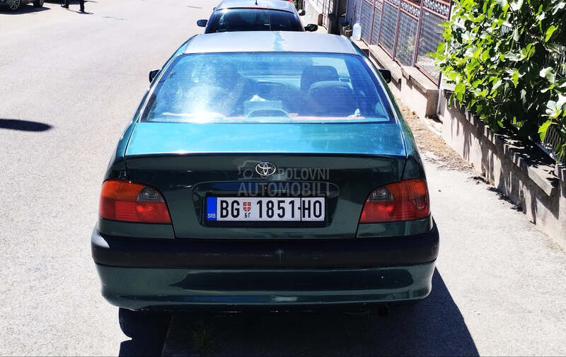 Toyota Avensis T22 1.6