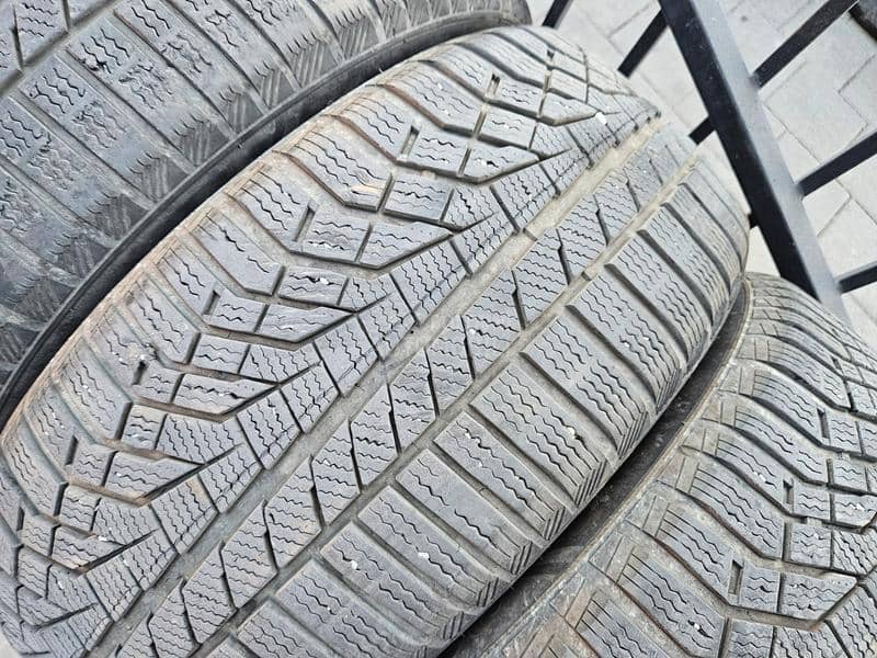 Sailun 235/50 R18 Sve sezone