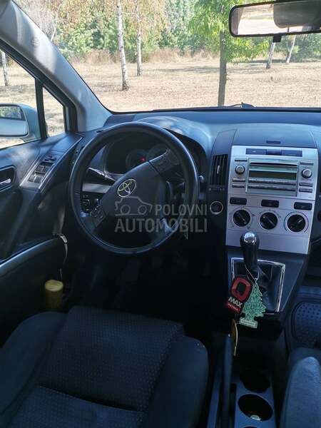 Toyota Corolla Verso 