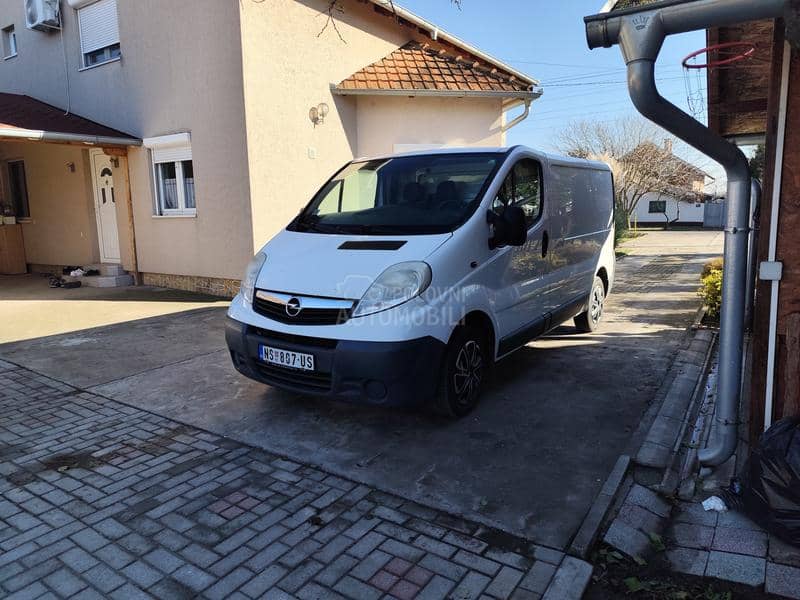 Opel Vivaro 