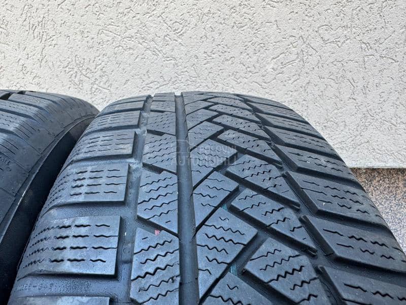 Continental 215/65 R17 Zimska