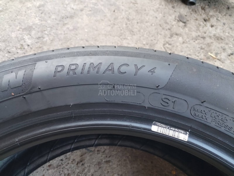 Michelin 215/55 R18 Letnja