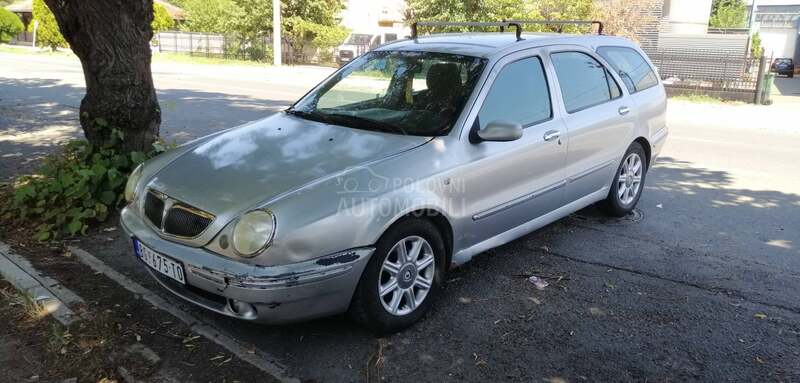 Lancia Lybra 1.9JTD