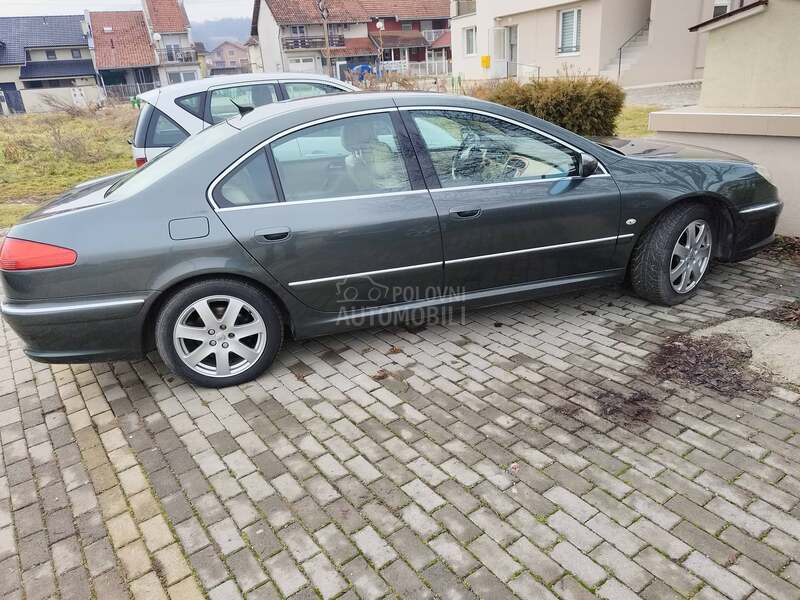 Peugeot 607 