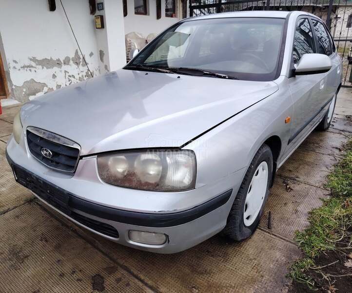Hyundai Elantra 