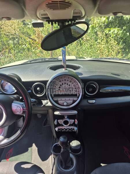 MINI Cooper D