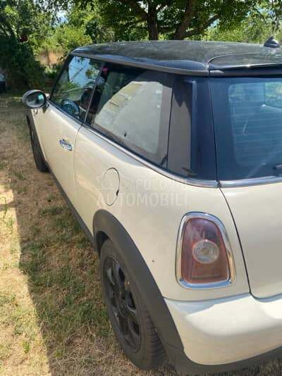 MINI Cooper D