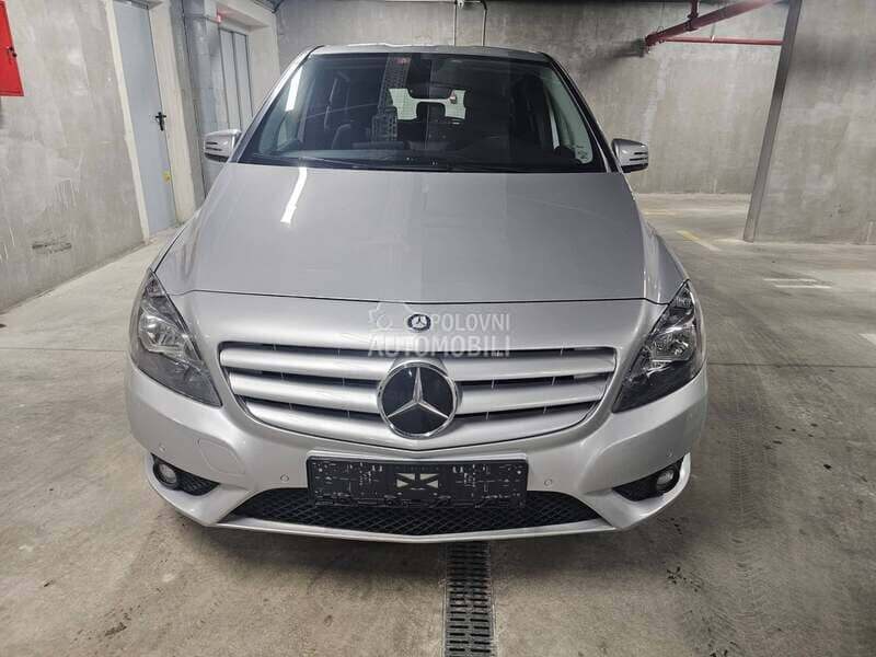 Delovi za Mercedes Benz B 150 2001 - 2019. god.