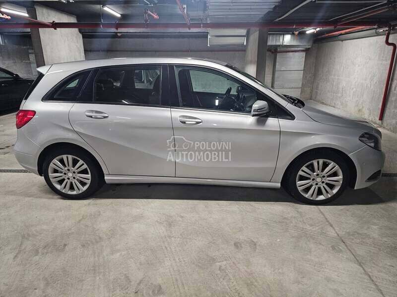 Delovi za Mercedes Benz B 150 2001 - 2019. god.