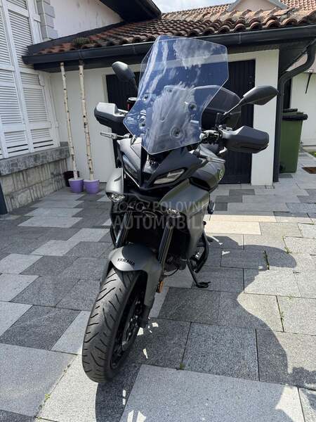 Yamaha tracer 9