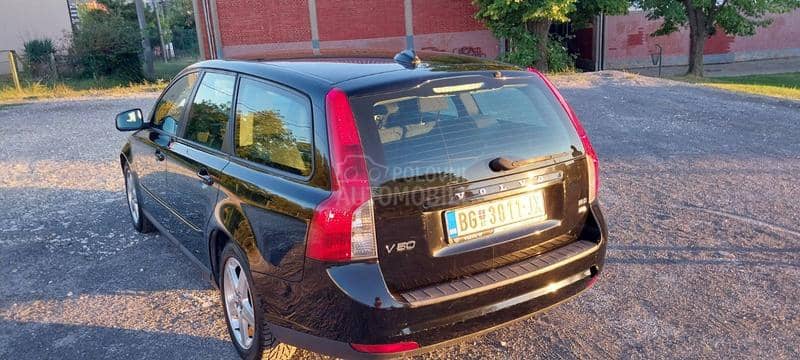 Volvo V50 1.6D Drive Volvo V50 1.6D Drive