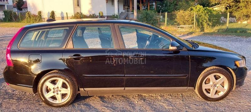 Volvo V50 1.6D Drive Volvo V50 1.6D Drive