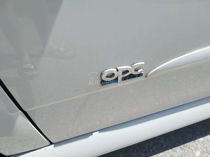 Opel Astra H 1.7cdti opc line