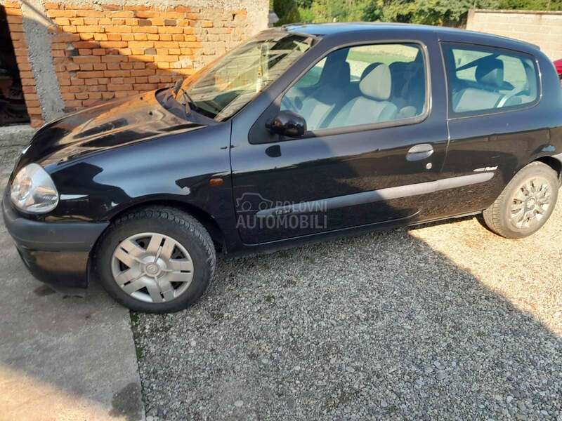 Renault Clio 