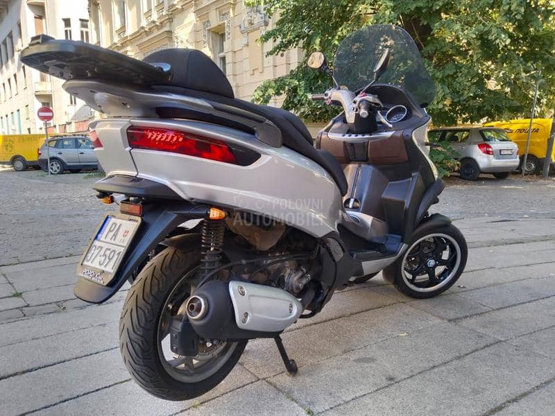 Piaggio MP 3_300 LT
