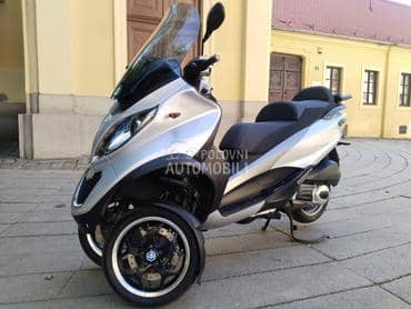 Piaggio MP 3_300 LT