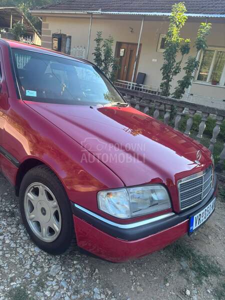 Mercedes Benz C 180 