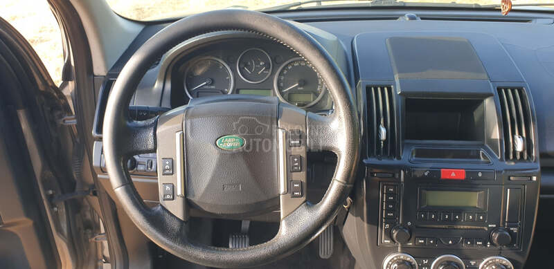 Land Rover Freelander 2.2 TD4 4X4