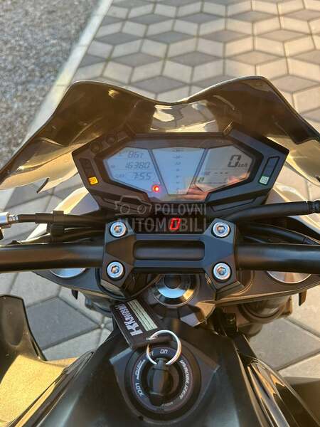 Kawasaki z800 hitno