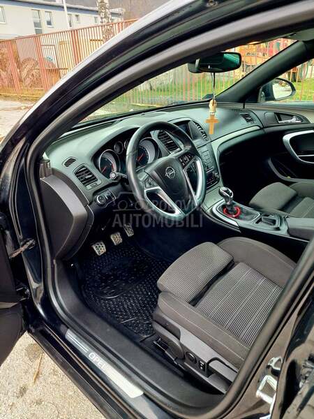 Opel Insignia 2.0 cdti OPC line