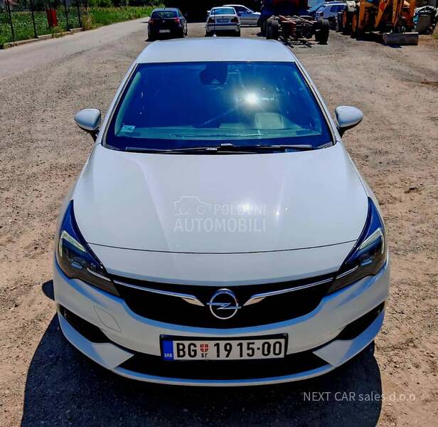 Opel Astra K 1.2 110 NJOY