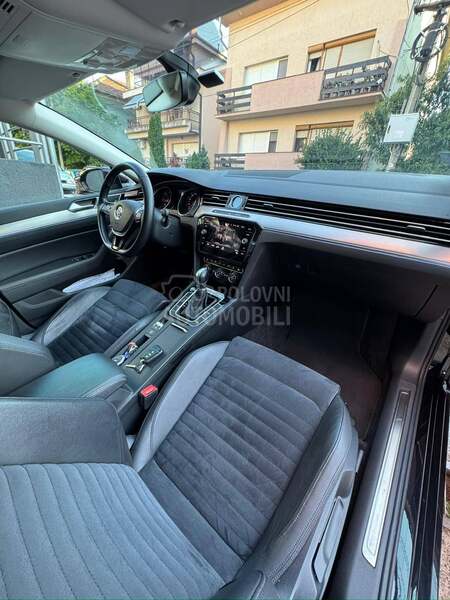 Volkswagen Passat B8 2.0 TDI HIGHLINE