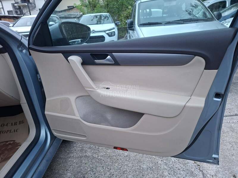 Volkswagen Passat B7 1.4TSI,DSG,METAN