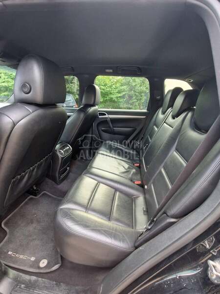 Porsche Cayenne TDI V6