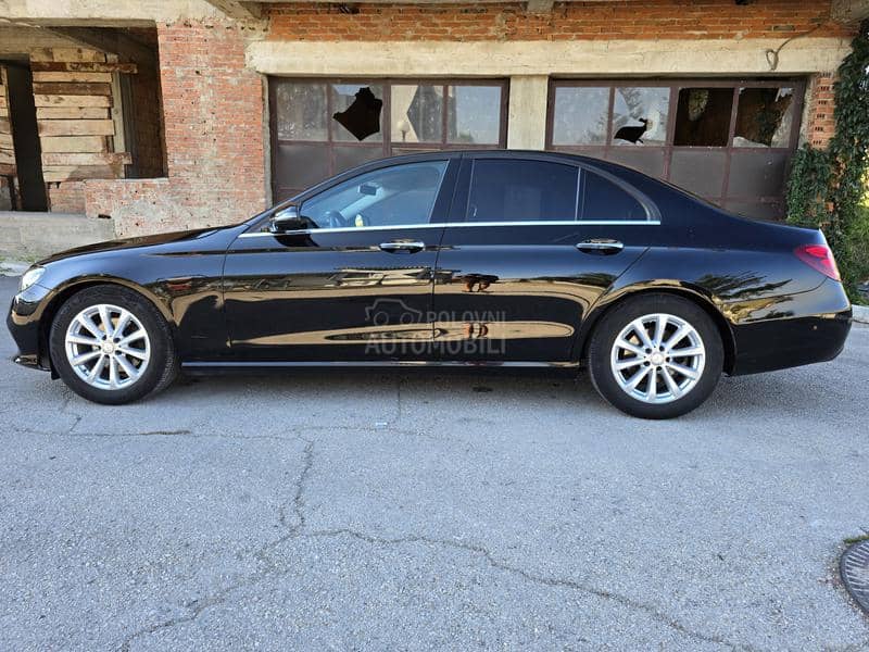 Mercedes Benz E 200 