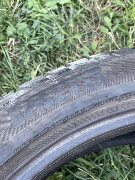 Pirelli 275/35 R19 Zimska