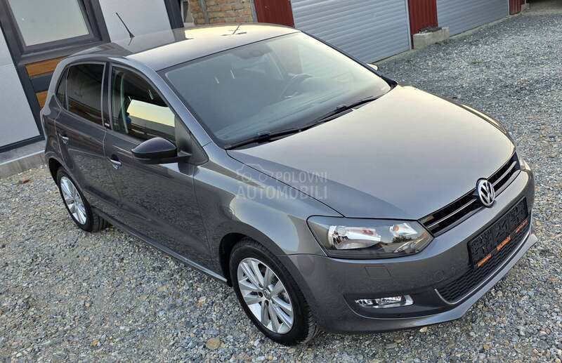 Volkswagen Polo 1.2b style kaonov