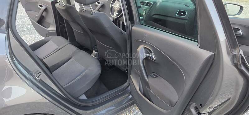 Volkswagen Polo 1.2b style kaonov