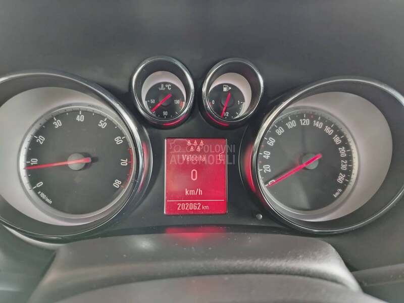 Opel Zafira 