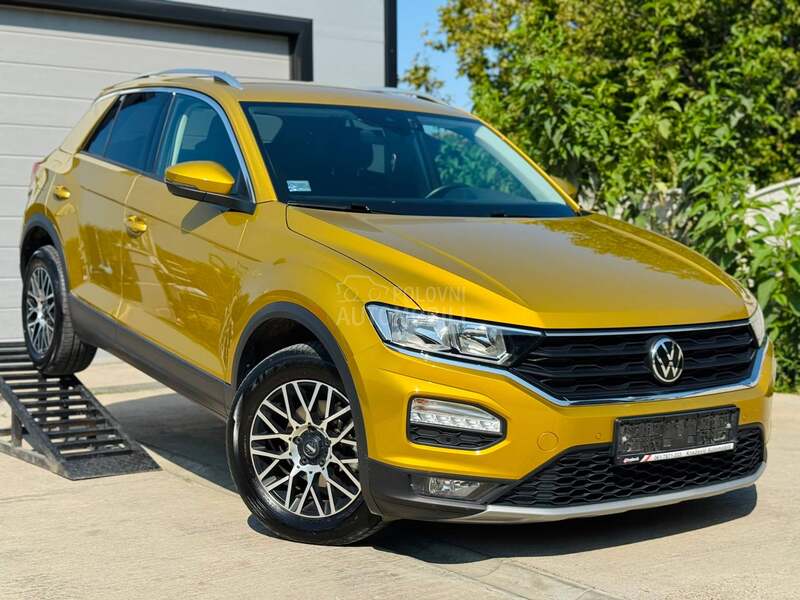 Volkswagen T-Roc 1VL/SRB/LED/KAM