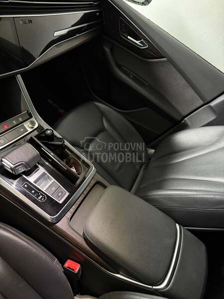 Audi Q8 Audi Q8 Hibrid