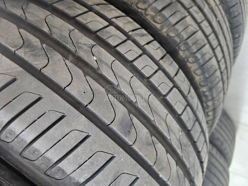 Pirelli 235/40 R19 Letnja