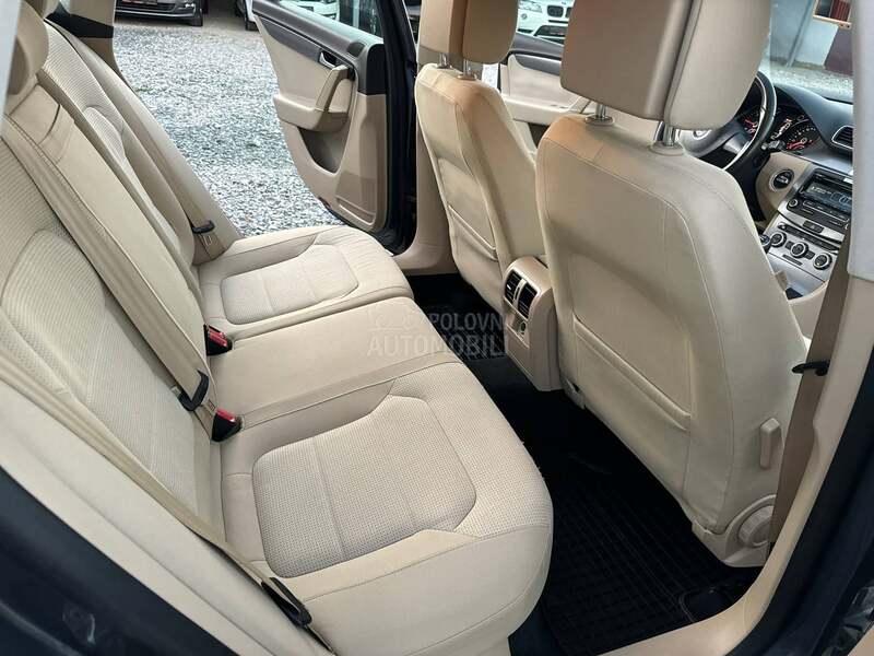 Volkswagen Passat B7 2.0 tdi