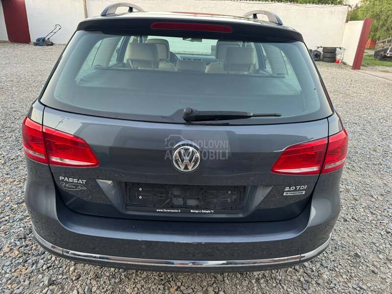 Volkswagen Passat B7 2.0 tdi