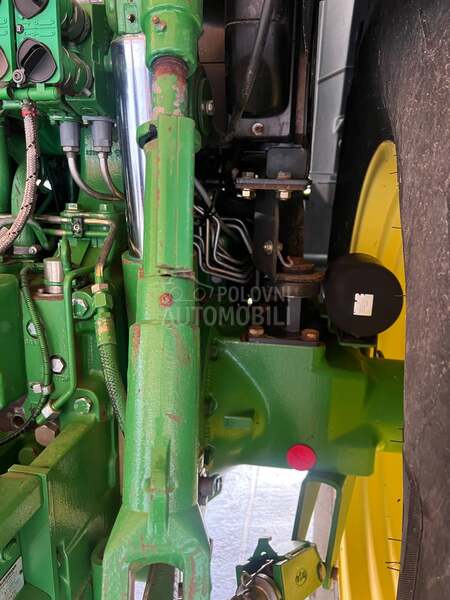 John Deere 6210R