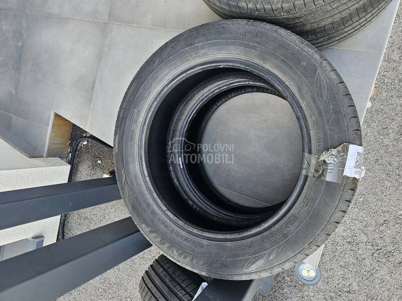 Dunlop 215/60 R17 Letnja