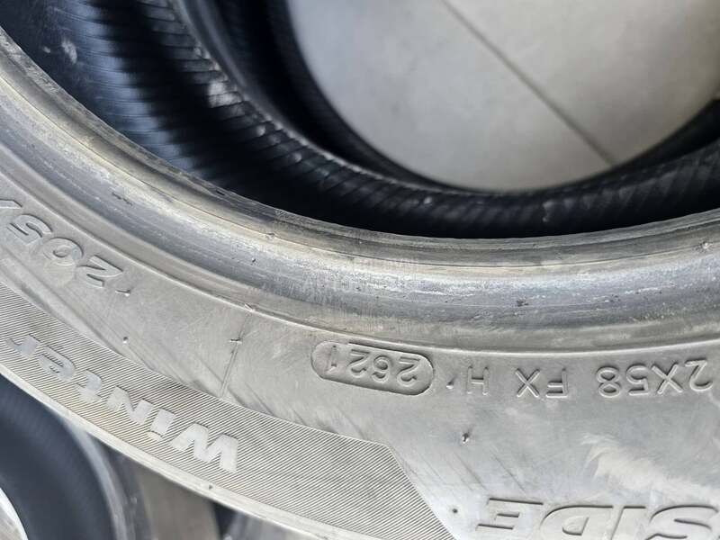 Hankook 205/55 R17 Zimska