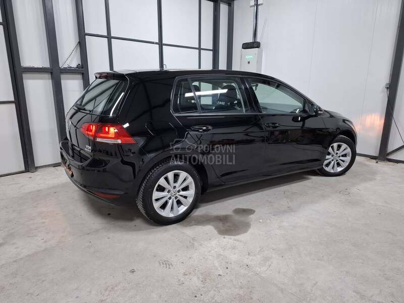 Volkswagen Golf 7 1.6TDI TRNDLINE