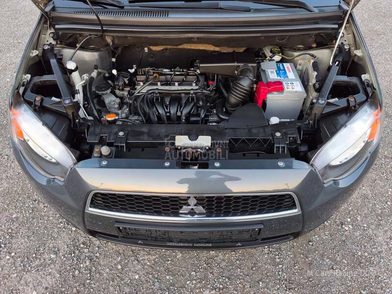 Mitsubishi Colt 1.3 INVITE PLUS