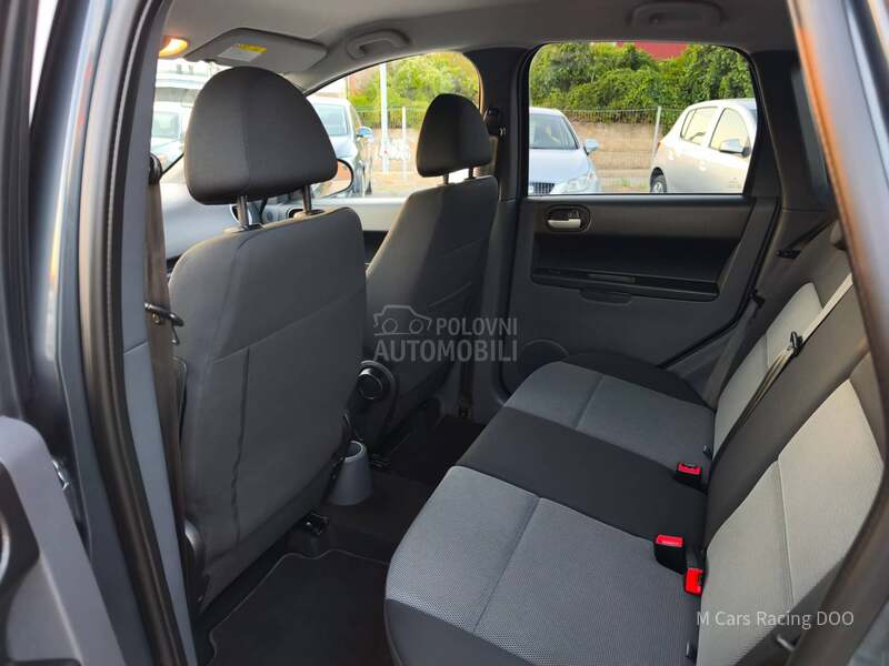 Mitsubishi Colt 1.3 INVITE PLUS